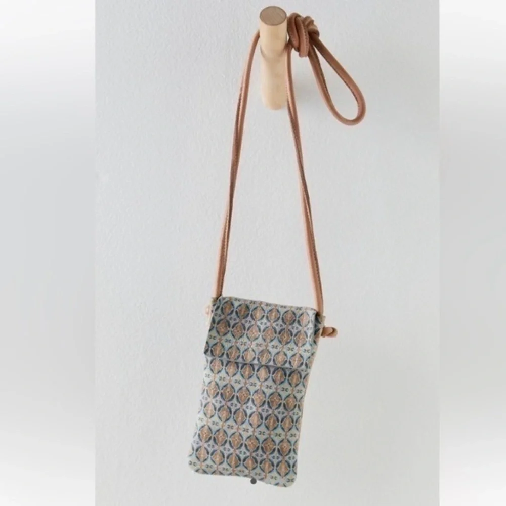 NWOT Free People Let’s Dance Phone Leather Crossbody Bag